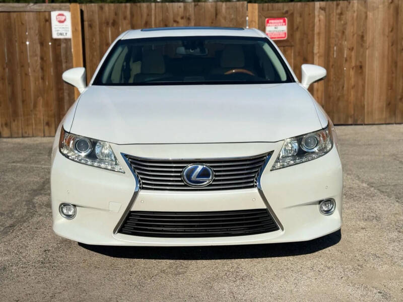 2014 Lexus ES 300h