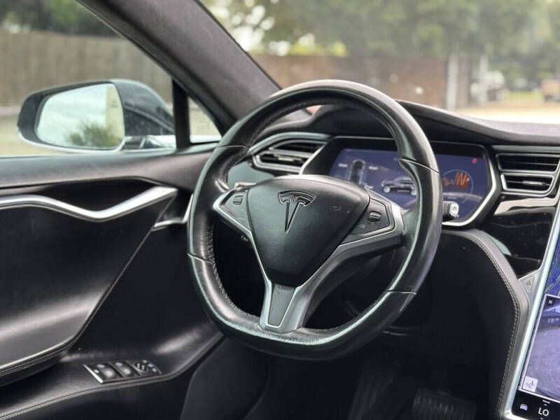 2016 Tesla Model S
