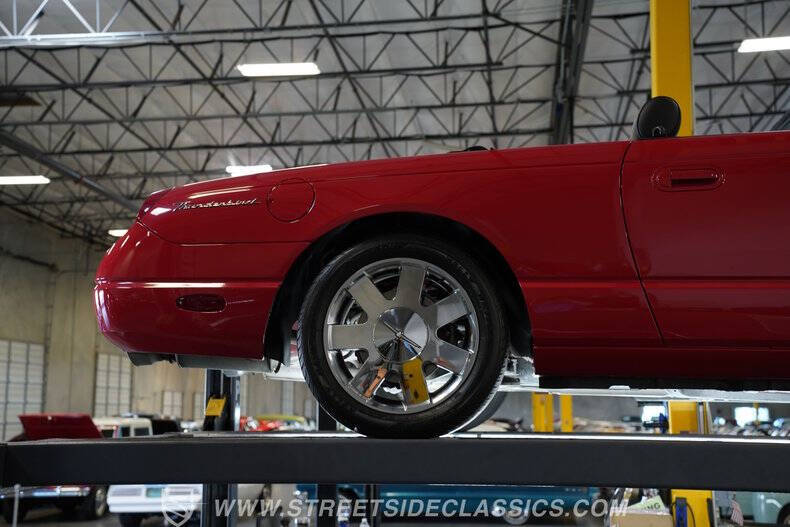 2002 Ford Thunderbird Deluxe
