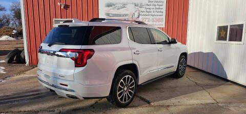 2022 GMC Acadia Denali