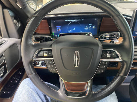 2023 Lincoln Navigator L Reserve