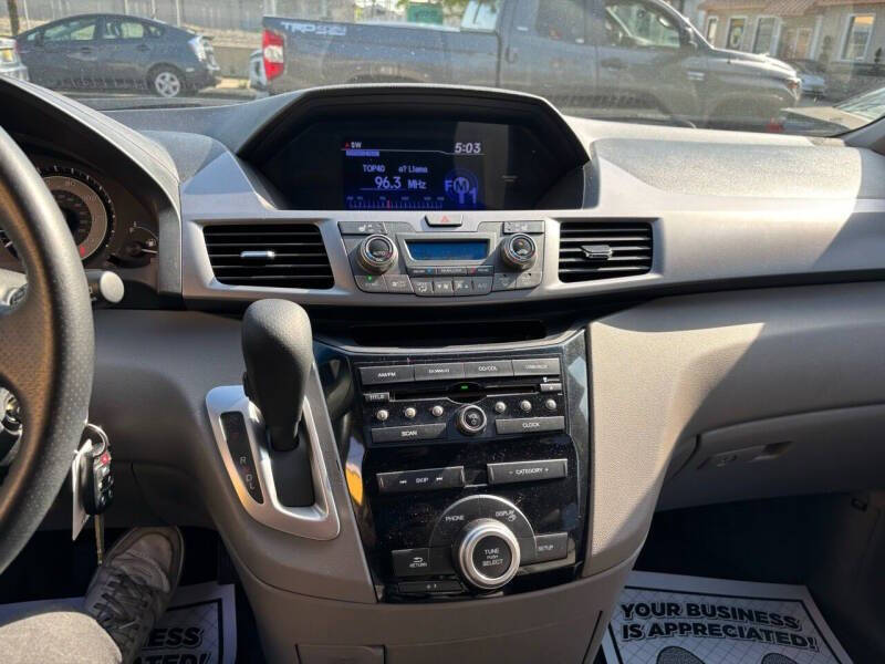 2012 Honda Odyssey EX-L w/DVD