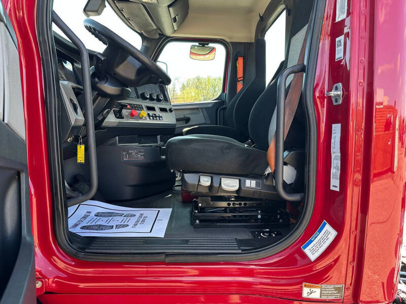 2019 Freightliner Cascadia
