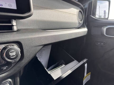 2025 Jeep Gladiator NightHawk