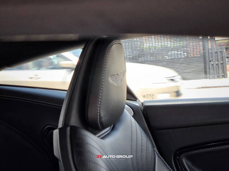 2017 Aston Martin DB11