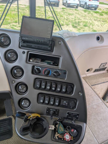 2005 Freightliner MH Chassis