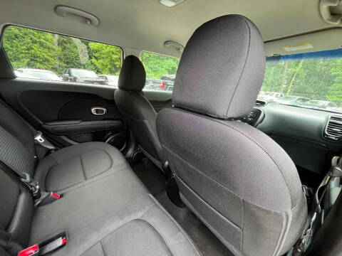 2016 Kia Soul +
