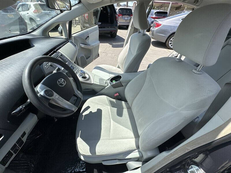 2013 Toyota Prius Two