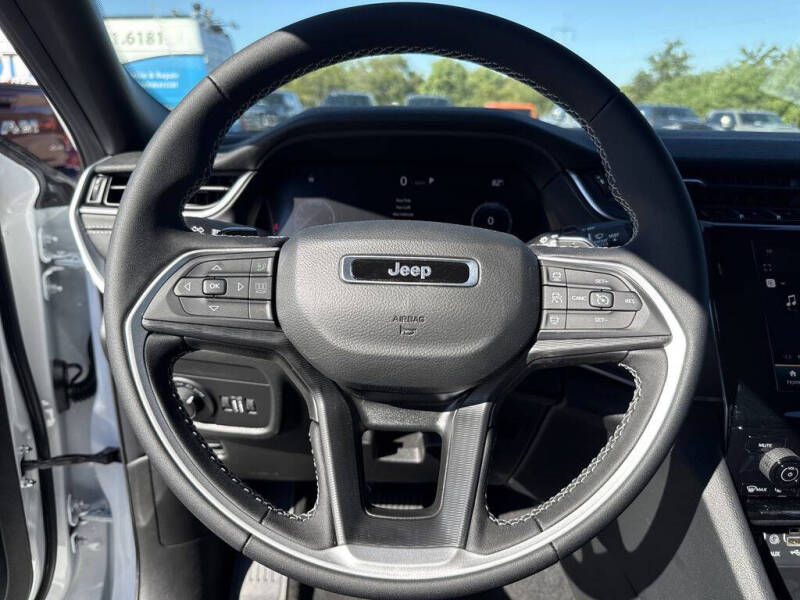 2025 Jeep Grand Cherokee L Laredo X