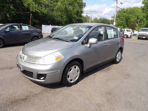 2009 Nissan Versa 1.8 S