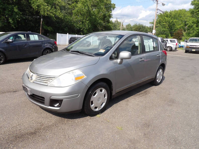 2009 Nissan Versa 1.8 S