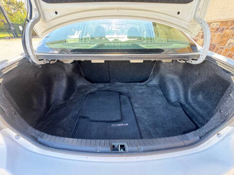 2012 Toyota Corolla LE