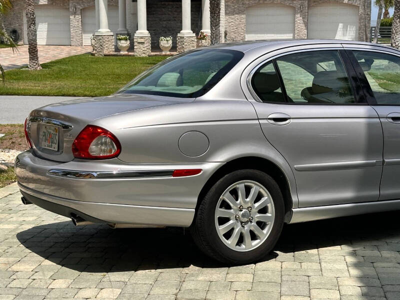 2003 Jaguar X-Type 2.5