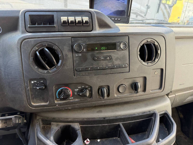 2018 Ford E-Series E-350 SD