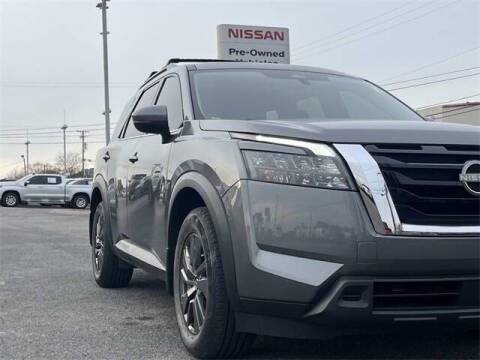 2023 Nissan Pathfinder SV