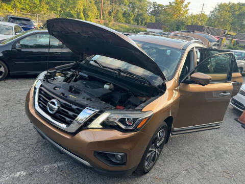 2017 Nissan Pathfinder Platinum