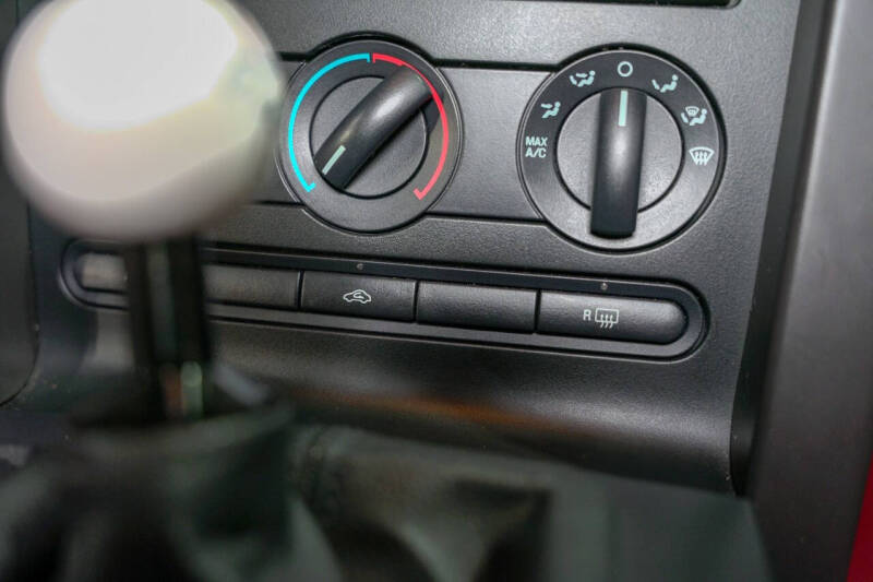 2005 Ford Mustang GT Premium