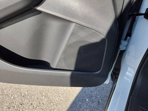 2026 Nissan LEAF Platinum+