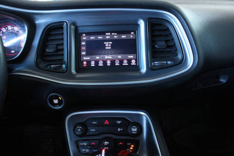 2019 Dodge Challenger SXT
