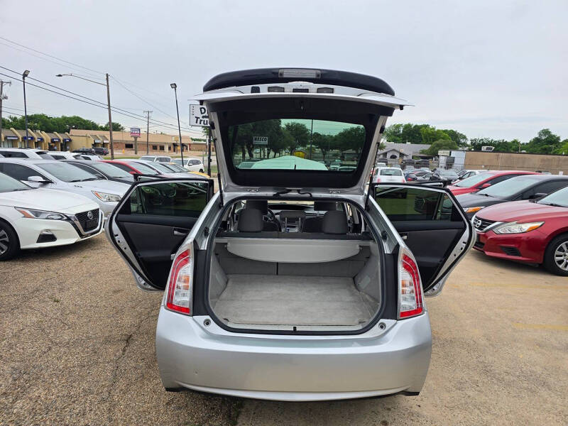 2014 Toyota Prius Two