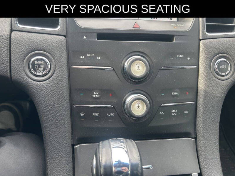 2016 Ford Taurus SEL