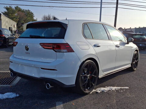2024 Volkswagen Golf GTI 380 S