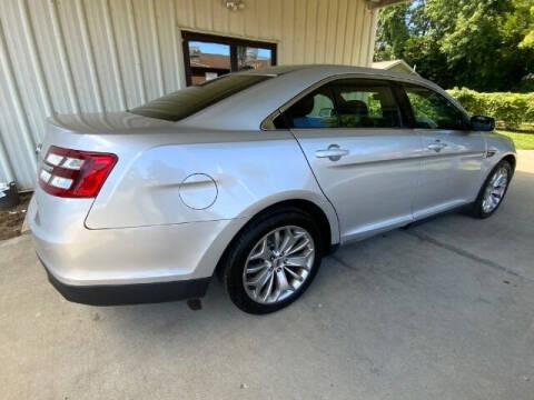 2019 Ford Taurus Limited
