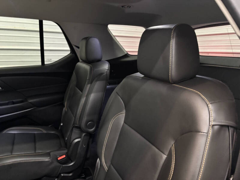 2021 Chevrolet Traverse LT Leather