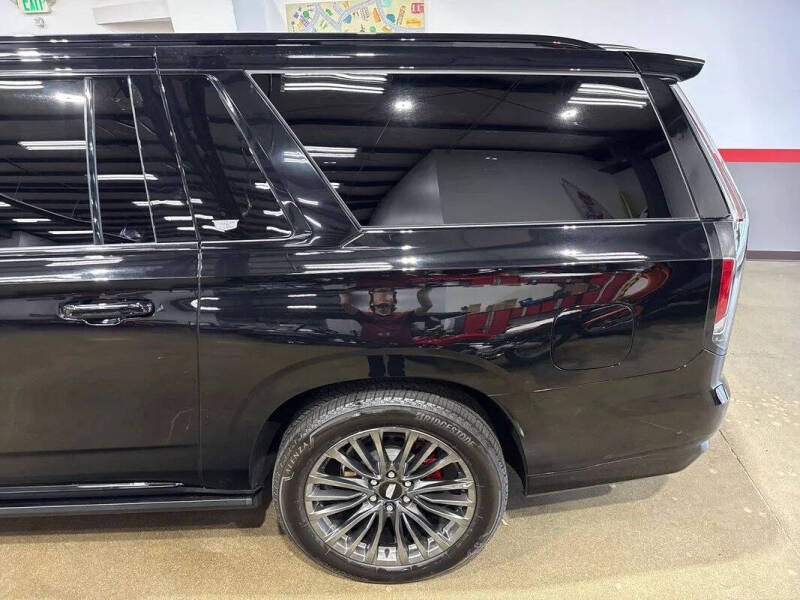 2023 Cadillac Escalade-V ESV