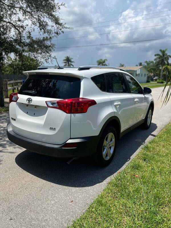 2014 Toyota RAV4 XLE