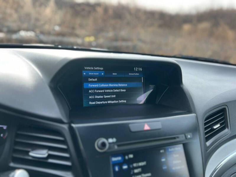 2019 Acura ILX w/Premium