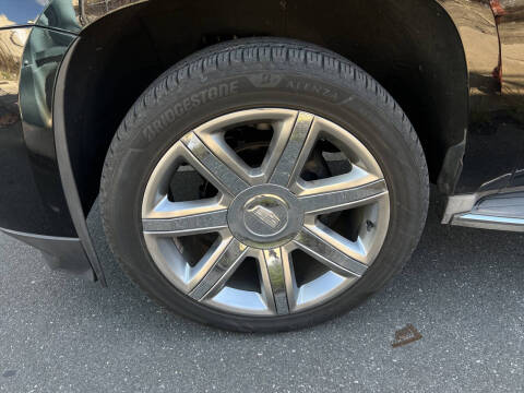 2015 Cadillac Escalade Luxury