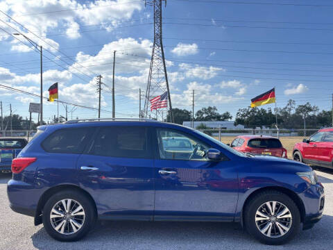 2017 Nissan Pathfinder S