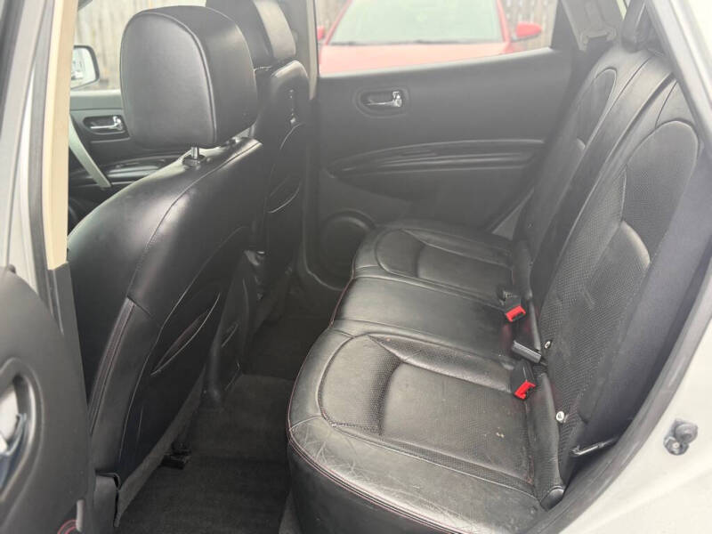 2012 Nissan Rogue S