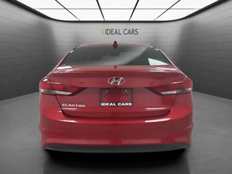 2018 Hyundai Elantra