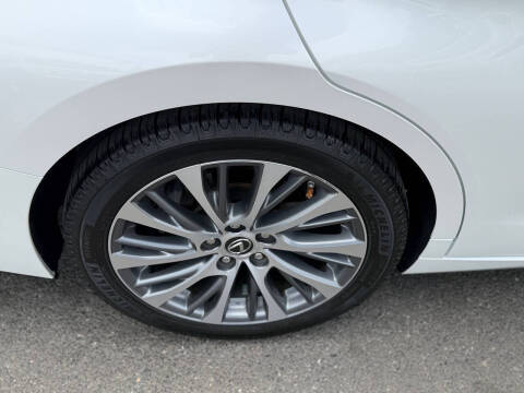 2020 Lexus ES 350