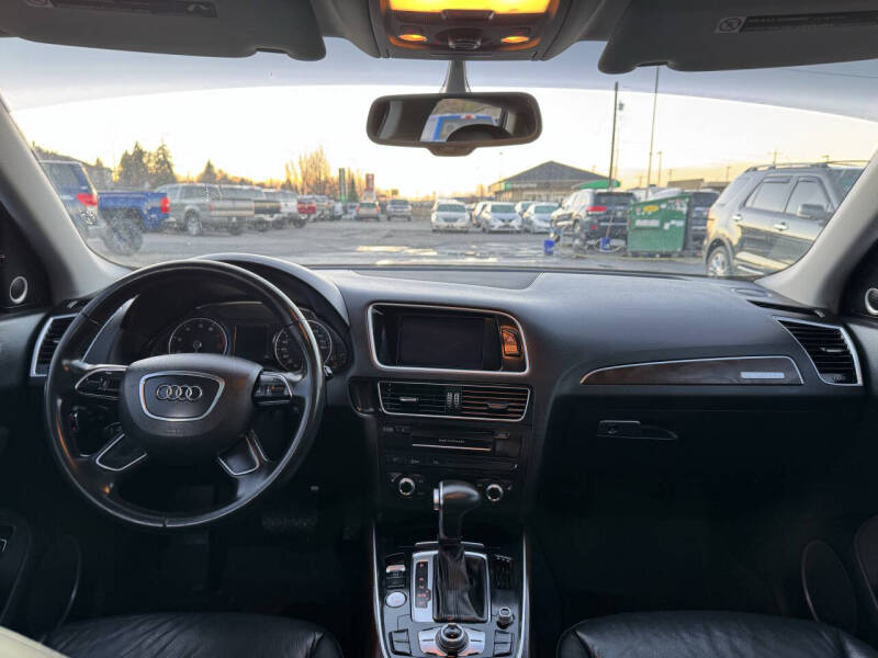 2016 Audi Q5 2.0T quattro Premium Plus