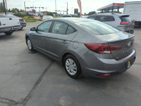 2019 Hyundai Elantra SE