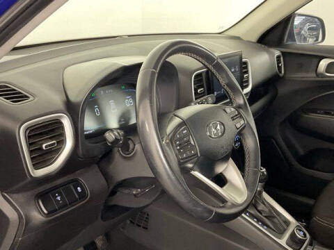 2023 Hyundai Venue SEL