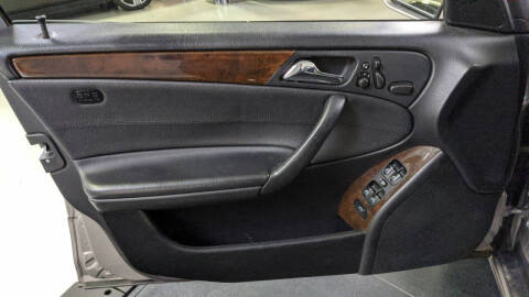 2005 Mercedes-Benz C-Class C 320 4MATIC