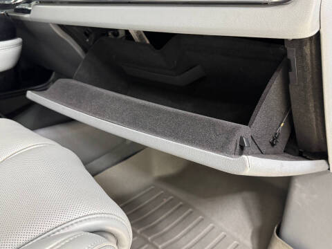 2019 Lincoln Navigator Select