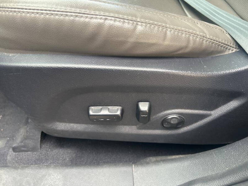 2017 Hyundai Santa Fe Sport 2.0T Ultimate