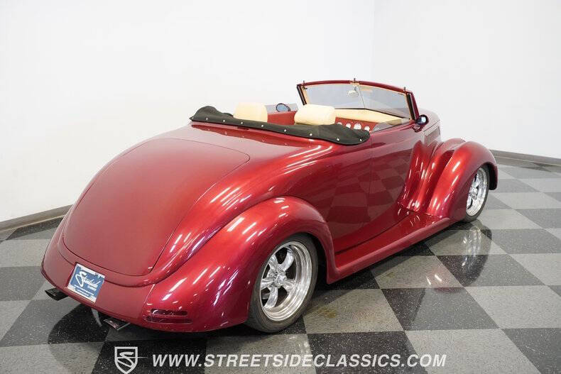 1937 Ford Cabriolet