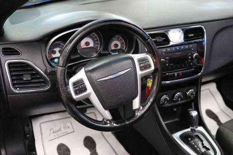 2011 Chrysler 200 Touring