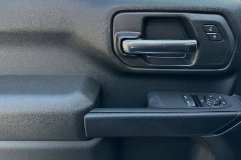 2024 GMC Sierra 2500HD Pro