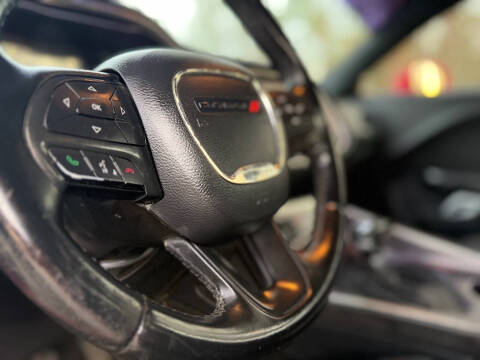 2016 Dodge Challenger SXT Plus