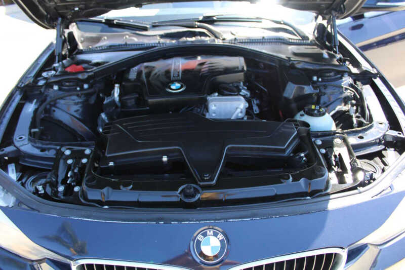 2015 BMW 3 Series 320i