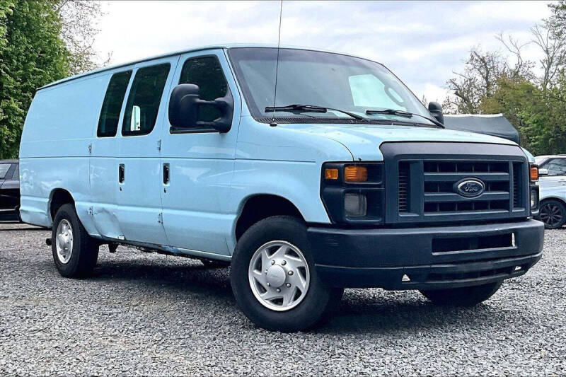 2013 Ford E-Series E-350 SD