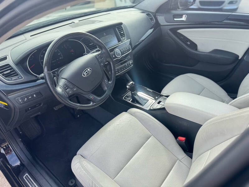 2014 Kia Cadenza Premium