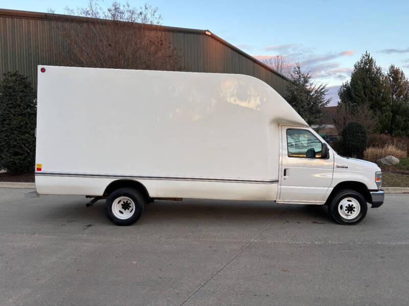 2013 Ford E-Series E-450 SD